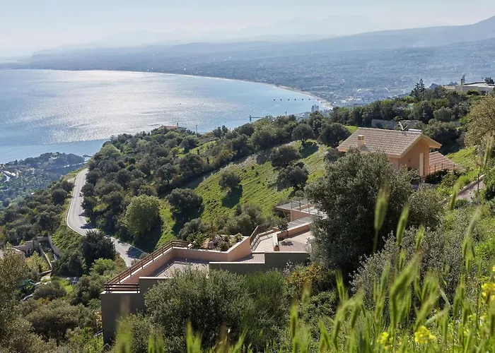 Villa Omikron